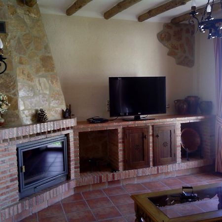 Casa Rural-Apartamento El Lebrillero Zahara De La Sierra Exterior photo