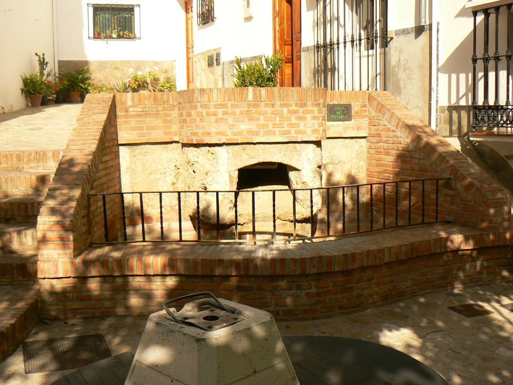 Casa Rural-Apartamento El Lebrillero Zahara De La Sierra Exterior photo